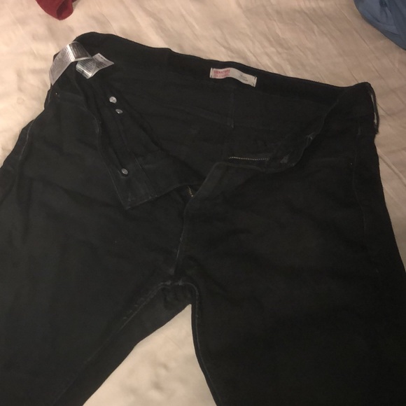 Levi’s jeans - Picture 2 of 3